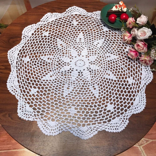 nappes rondes en dentelle de coton crochetée à la main