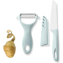 Universal vegetable peeler for fruits and potatoes