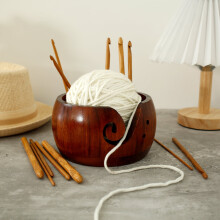 Wooden Yarn Bowl with 12 Crochet Hooks and Curling Grooves