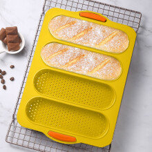 Forma de silicone para pão com 4 cavidades, antiaderente e resistente ao calor.