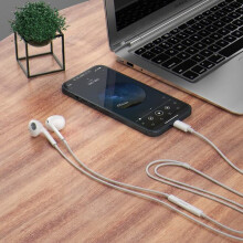 Συμβατά με iPhone, ακουστικά Lightning με κουμπιά έντασης ήχου, μικρόφωνο, λευκό