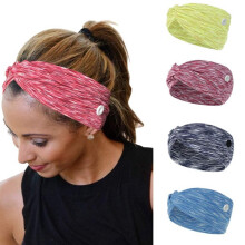 Conjunto de 4 faixas de cabelo com botões antiderrapantes e tecnologia de absorção de umidade.