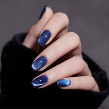 Faux ongles courts en amande bleus (24 pièces)