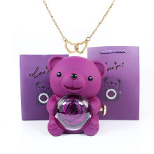 Halskette mit graviertem Herz und Geschenkbox mit Rosenbär