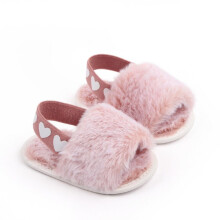 Zapatillas de invierno cálidas y suaves para bebés niñas, ideales para primeros pasos.