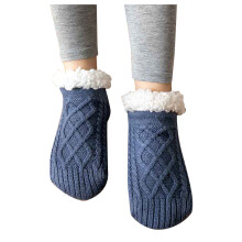 Antislip pantoffelsokken voor dames met fleecevoering en imitatiebont.