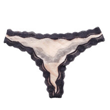 Calcinha fio dental feminina de cintura baixa em gaze com bordado floral