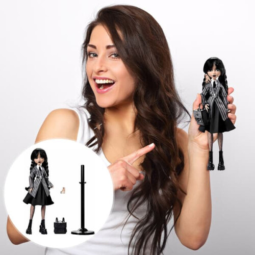Wednesday Addams doll with Thing and backpack 2