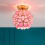 Lampadario da soffitto Gallickan con design floreale rosa 1