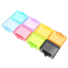 Set van 8 kleine pillendoosjes met transparant deksel.