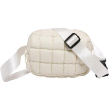 Prešívaná ľadvinka Puffer Fanny Pack pre ženy