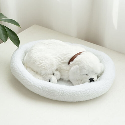 Cachorro de brinquedo realista dormindo com som de respiração e