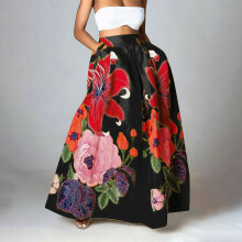Saia longa feminina estilo boêmio com estampa floral, cintura alta e bolsos.