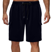 Calções masculinos casuais lisos com vários bolsos e elástico.