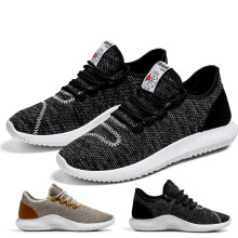 Herrsneakers med andningsförmåga och stöd för hålfoten