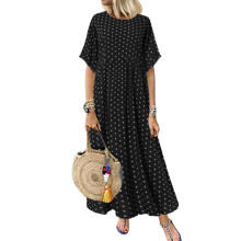 Rochie maxi cu mânecă scurtă și buline pentru femei1