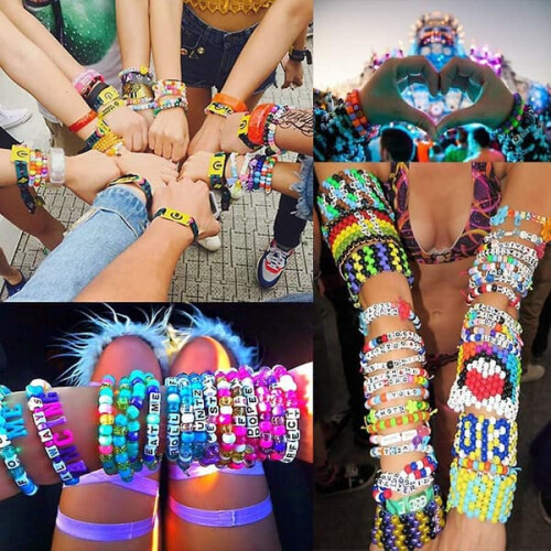 Black acrylic cube alphabet beads for jewelry making 1