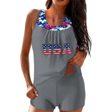 Conjunto de tankini con la bandera estadounidense y shorts para mujer.