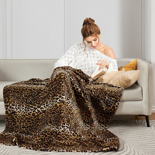 Leopard Pattern Blanket Soft Fluffy 127 x 152 cm 2