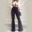 Damesbroek van effen zwart flared denim met elastische tailleband 1