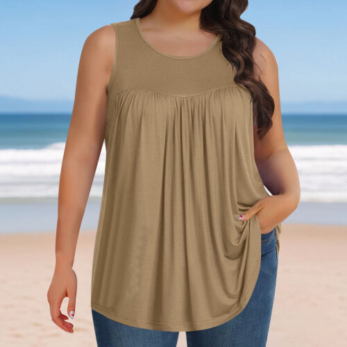 Regata feminina plus size com gola redonda, pregas frontais e modelagem solta. 2