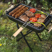Uirlis Grill Sreinge Iarainn Ciseán Éisc BBQ le Láimhseáil Inchoigeartaithe