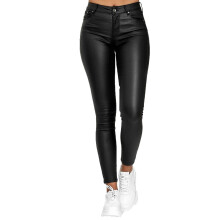 Damesbroek van imitatieleer met hoge taille en zakken, zwart