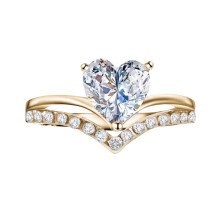 Women's Heart-Shaped Zircon Engagement Ring Gold Size 7