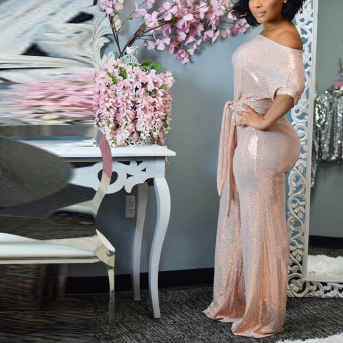 Rosa kveldsjumpsuit med bare skuldre til dame 2