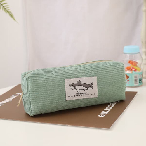 Pencil case shark embroidery green 1