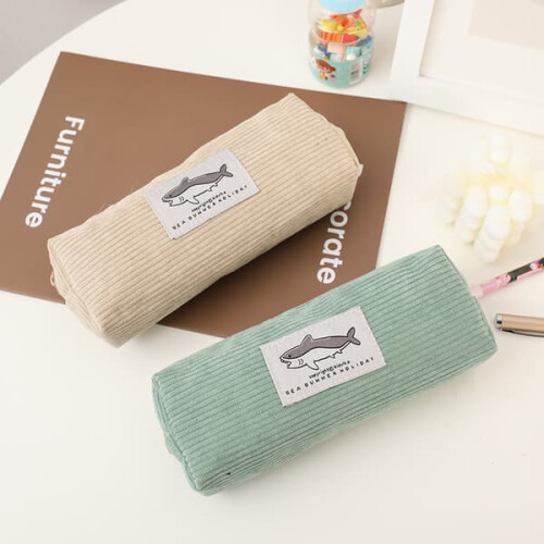 Pencil case shark embroidery green 2
