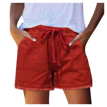 Dameshorts med høy midje, rød sommer