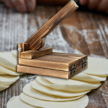 Manuelle Tortillapresse aus Holz, 1-teilig
