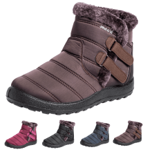 Botas de neve impermeáveis femininas para o inverno com forro de pele.