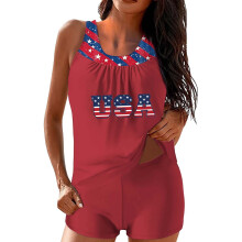Conjunto de tankini para mujer con la bandera estadounidense: top de tirantes y shorts.