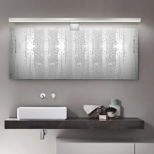Lámpara de tocador LED plateada mate 4000K enchufable 1