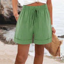 Grüne Leinenshorts für Damen mit elastischem Bund und Taschen