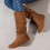 Botas femininas de camurça marrom com pregas, estilo britânico, tamanho 6,5. 7