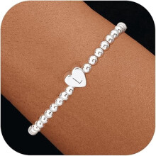 Zartes Damenarmband in Herzform mit dem Buchstaben AZ