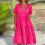 Abito midi da donna con scollo a V e maniche corte, con stampa floreale. 3