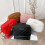 Borsa a tracolla casual da donna con nappina rosa 2
