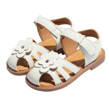 Sandales fermées blanches pour filles, pointure 8,5