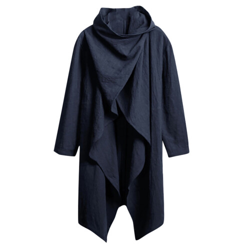 Trench coat masculino cor café, comprimento médio e mangas compridas.