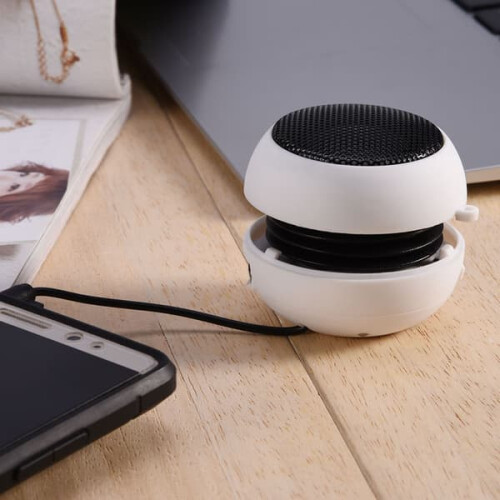 Mini portable 3.5mm speaker with built-in battery white 2