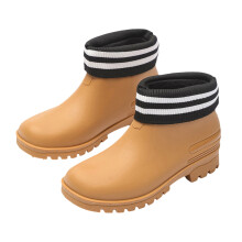 Dámske nepremokavé členkové gumáky so širokým výstrihom do lýtok