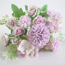 Ramo de rosas artificiales de seda moradas para decoración de bodas y del hogar.