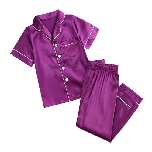 Kinderpyjama van satijn met lange mouwen en 2