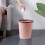 Liten papperskorg i plast, 23 cm med tryckring 1