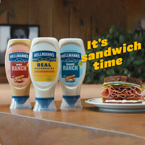 Hellmann's Real Squeezy Mayonnaise 750ml 2