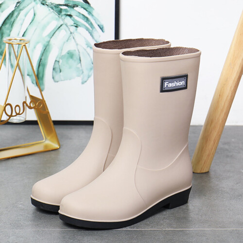 Botas de chuva femininas curtas impermeáveis de borracha até o tornozelo 1